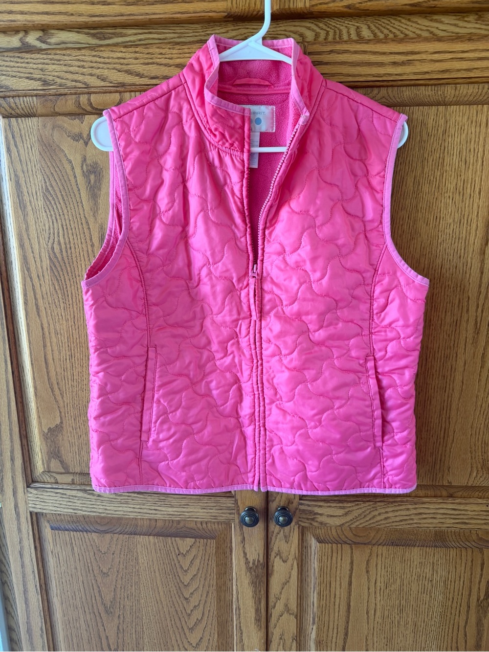 Women's Quilted Pink Sleeveless Vest - Lightweight